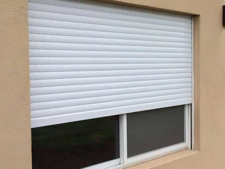 cortina exterior enrollar de pvc