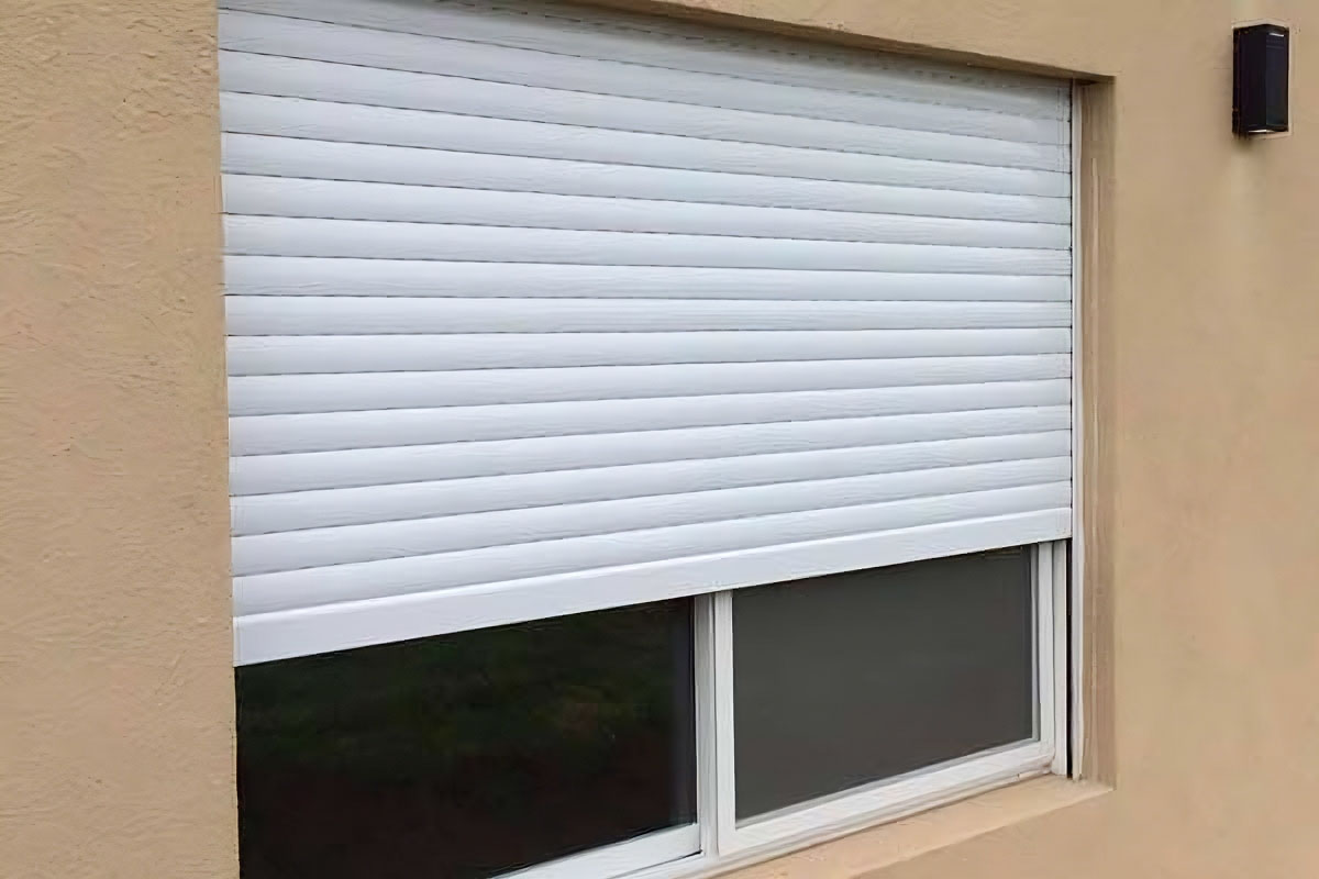 cortina exterior enrollar de pvc